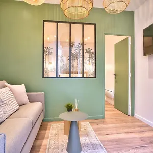 Appartement New Eiffel Tour ! Splendid In The Heart Of, Paris